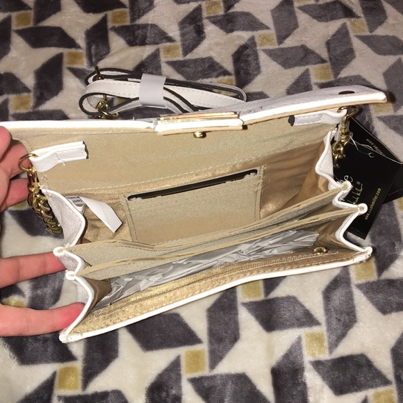 Nicole purse - Picture 4 of 5